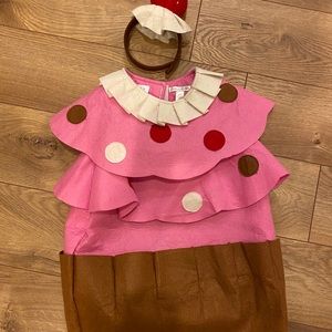 Pottery barn kids cupcake costume